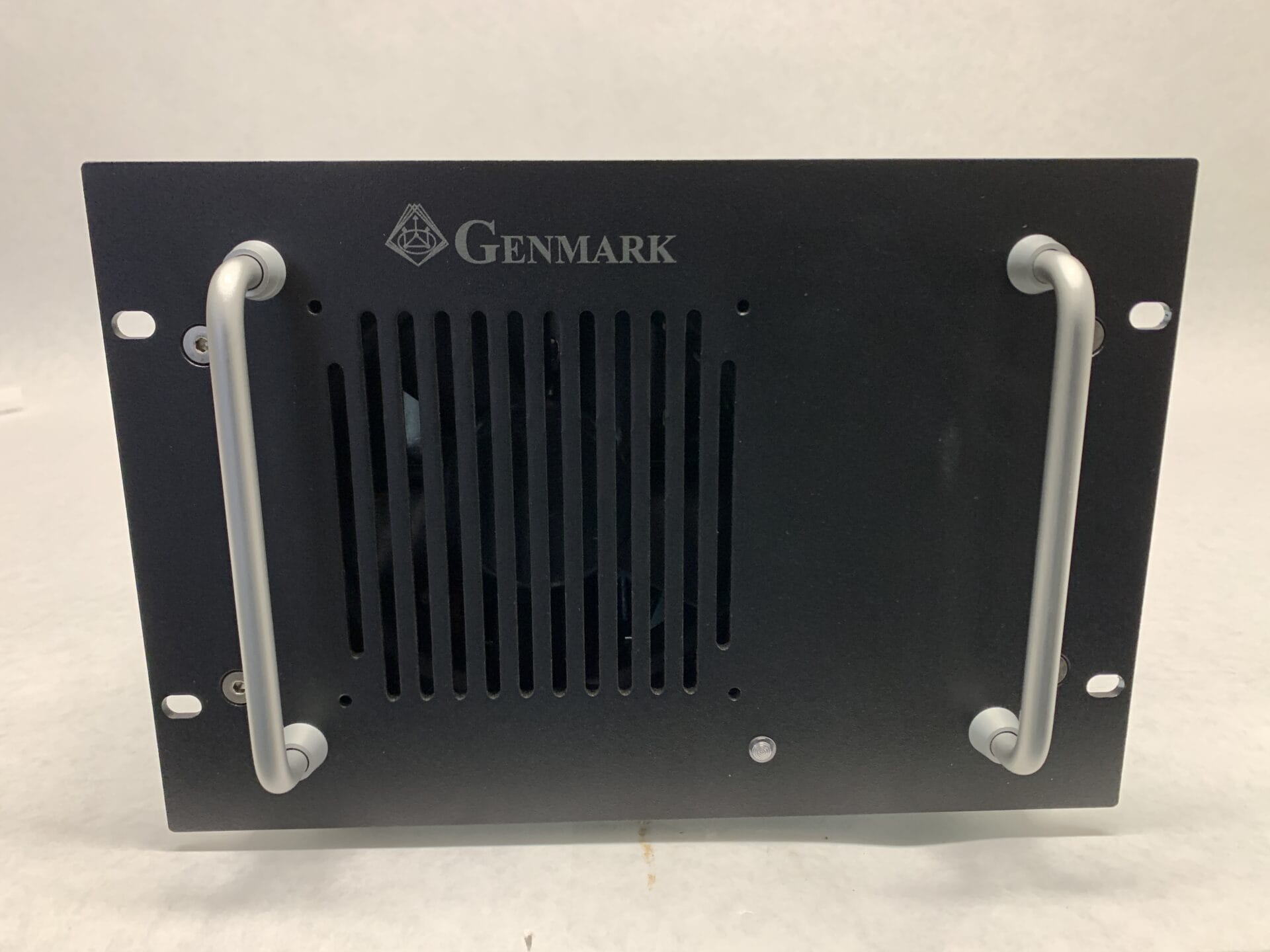 9808600121 | Genmark Controller 15/230VAC,6A,RS-232 SERIAl Refurbishment